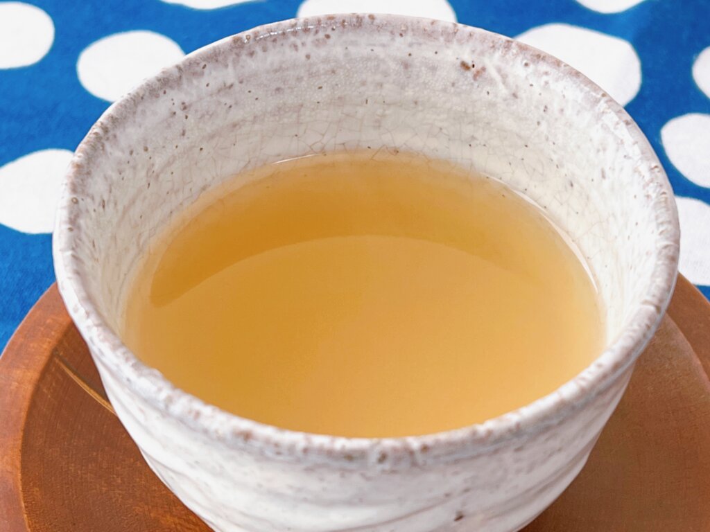 暖かそうな生姜湯の写真